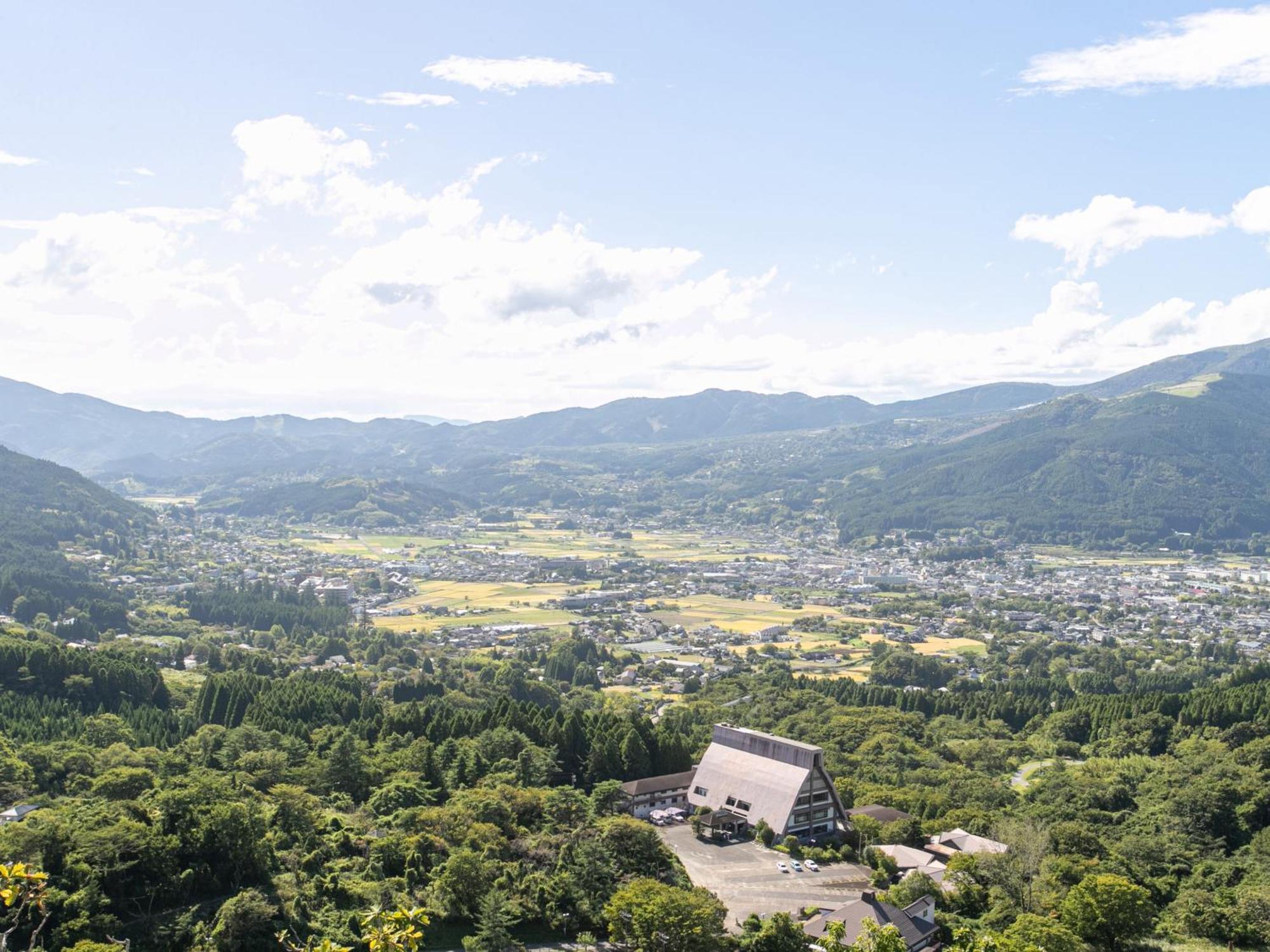 Yufuin Besso Shikisai Hotel Exterior photo
